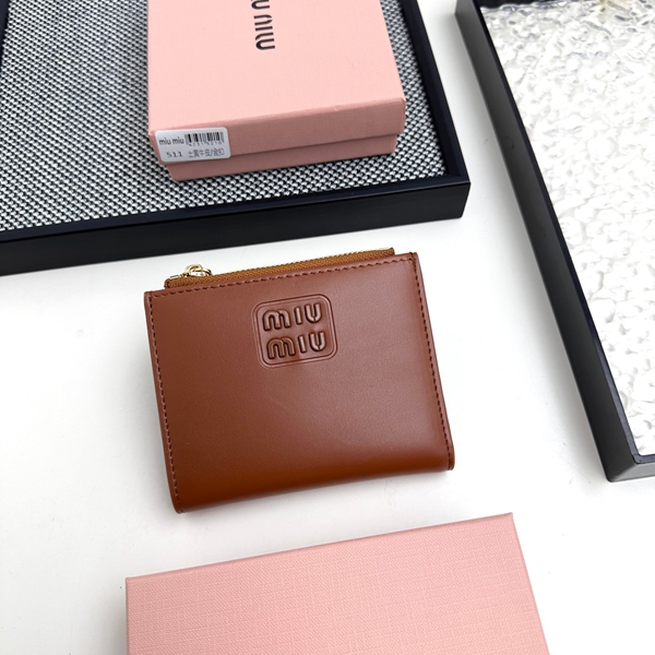 超激安ブランド財布偽物全体デザイン